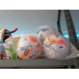 Bag containing 5 Mitre footballs