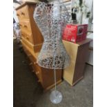 Wirework dressmaker's mannequin