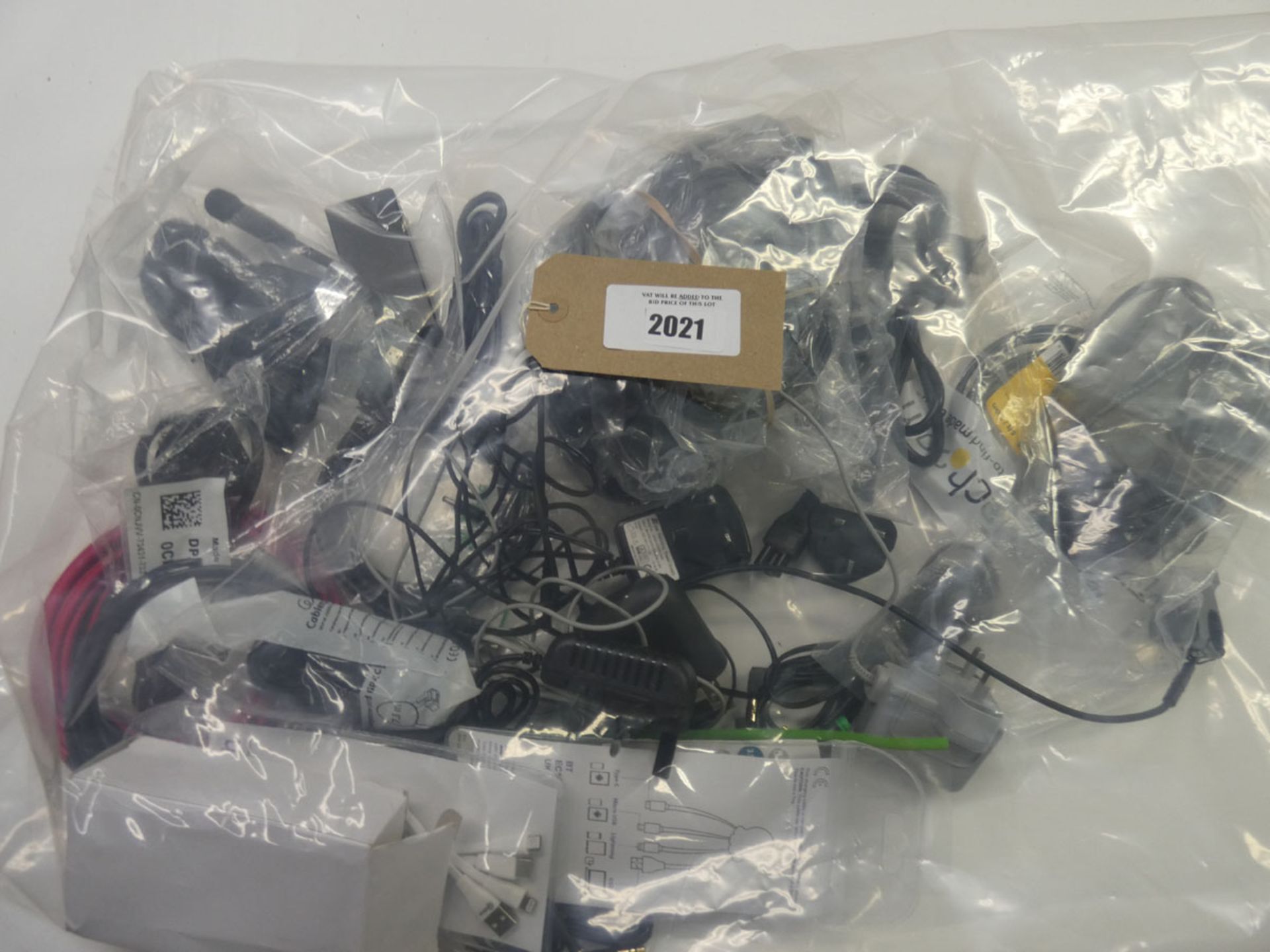 Bag containing quantity of various leads, cables and PSUs