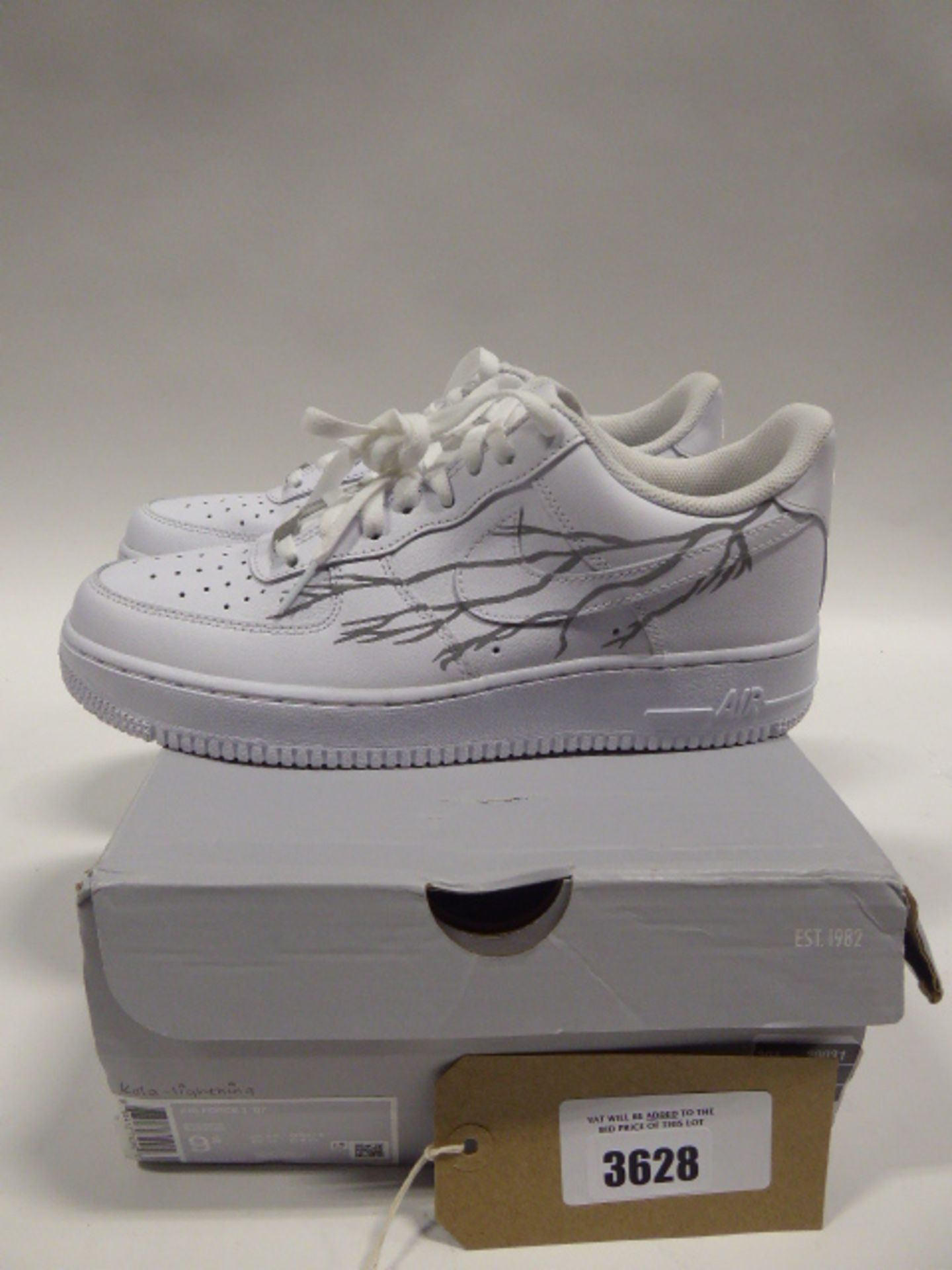 Nike Air Force 1 '07 size 8.5