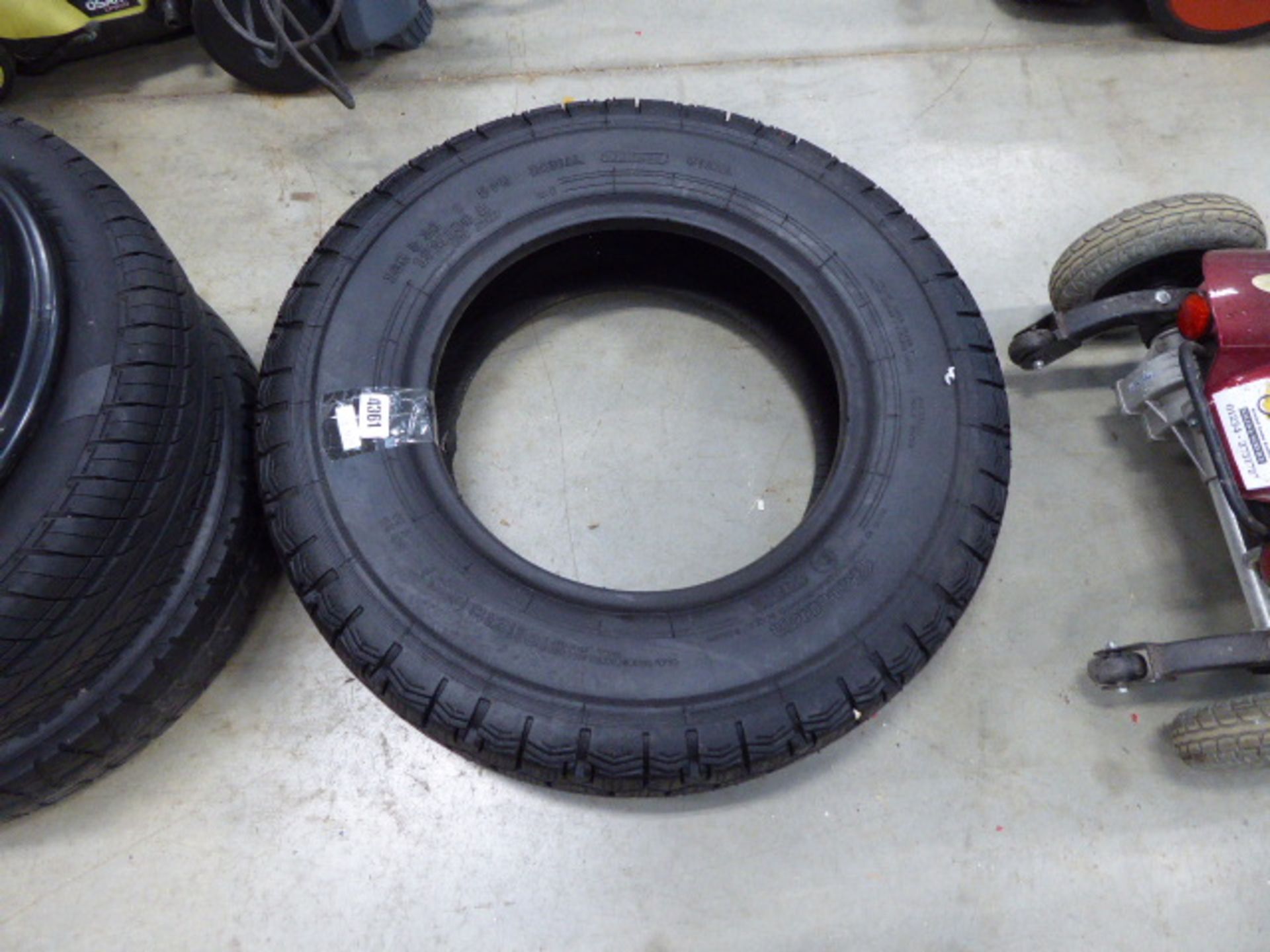 4391 185 x 14 tyre