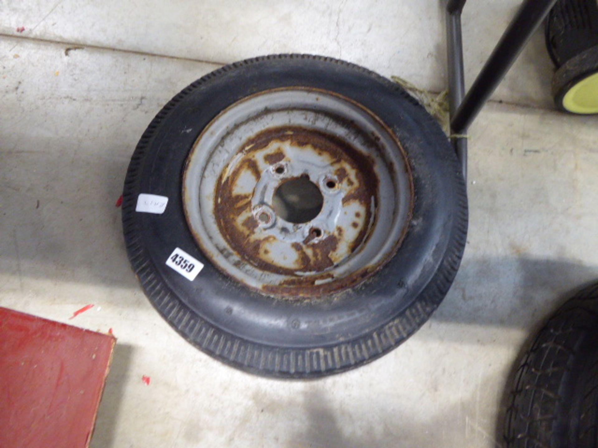 Small trailer wheel