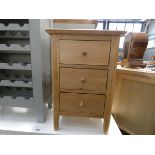Bergen Oak Large Bedside Cabinet (56)