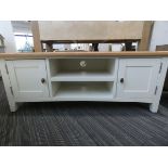 Gloucester White Painted Oak Large TV Unit (20)