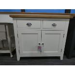 Chester White Painted Oak 2 Door Medium Sideboard (28)