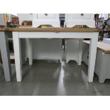 Suffolk White Painted Oak 1.2m Butterfly Extending Table (25)