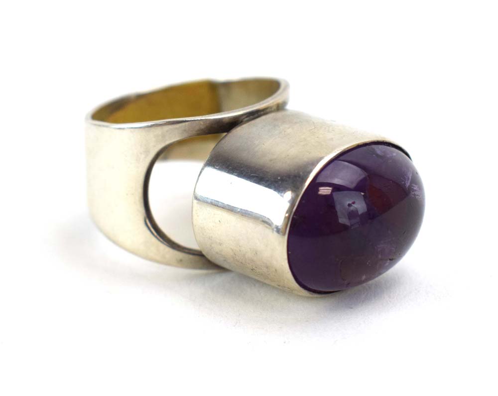 A late 20th century silver 'poison' ring set cabochon amethyst, maker PGW, London 1991, - Image 6 of 16
