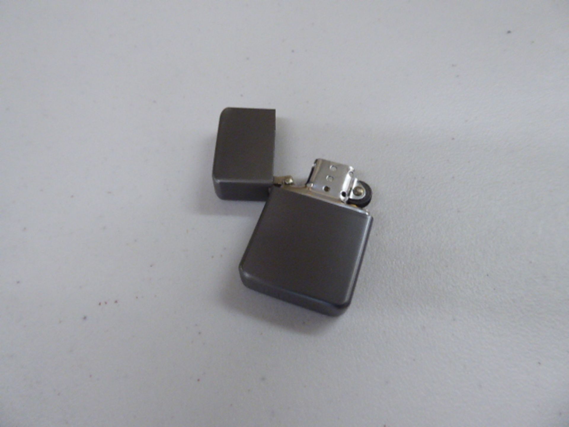 Approx. 130 Star gun metal grey lighters