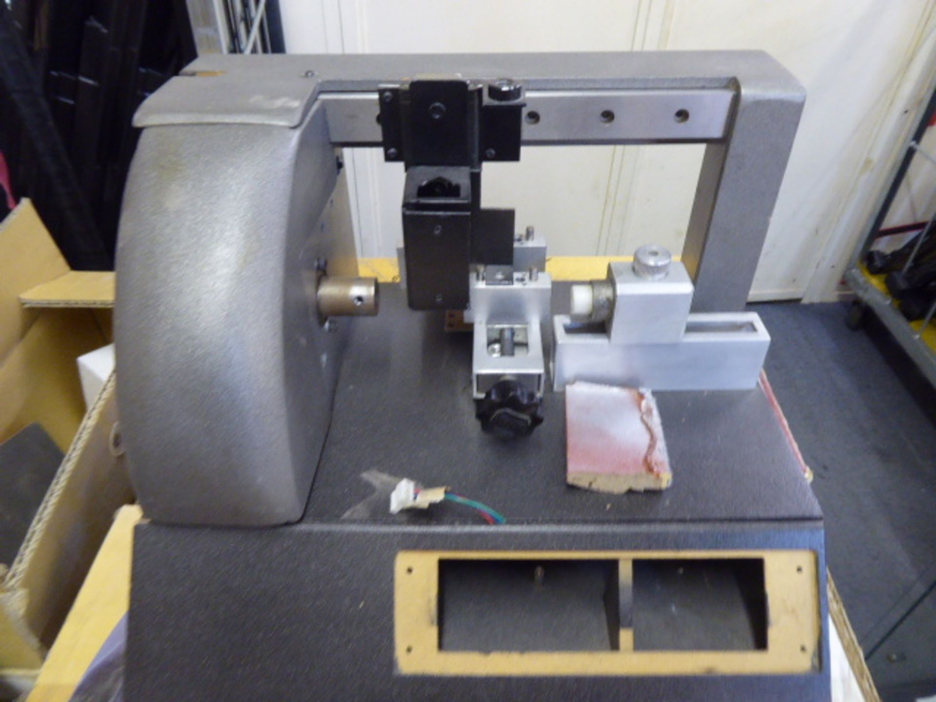 2 double ended bench grinders plus a small hobby lathe (all suitable for parts only) - Image 2 of 3