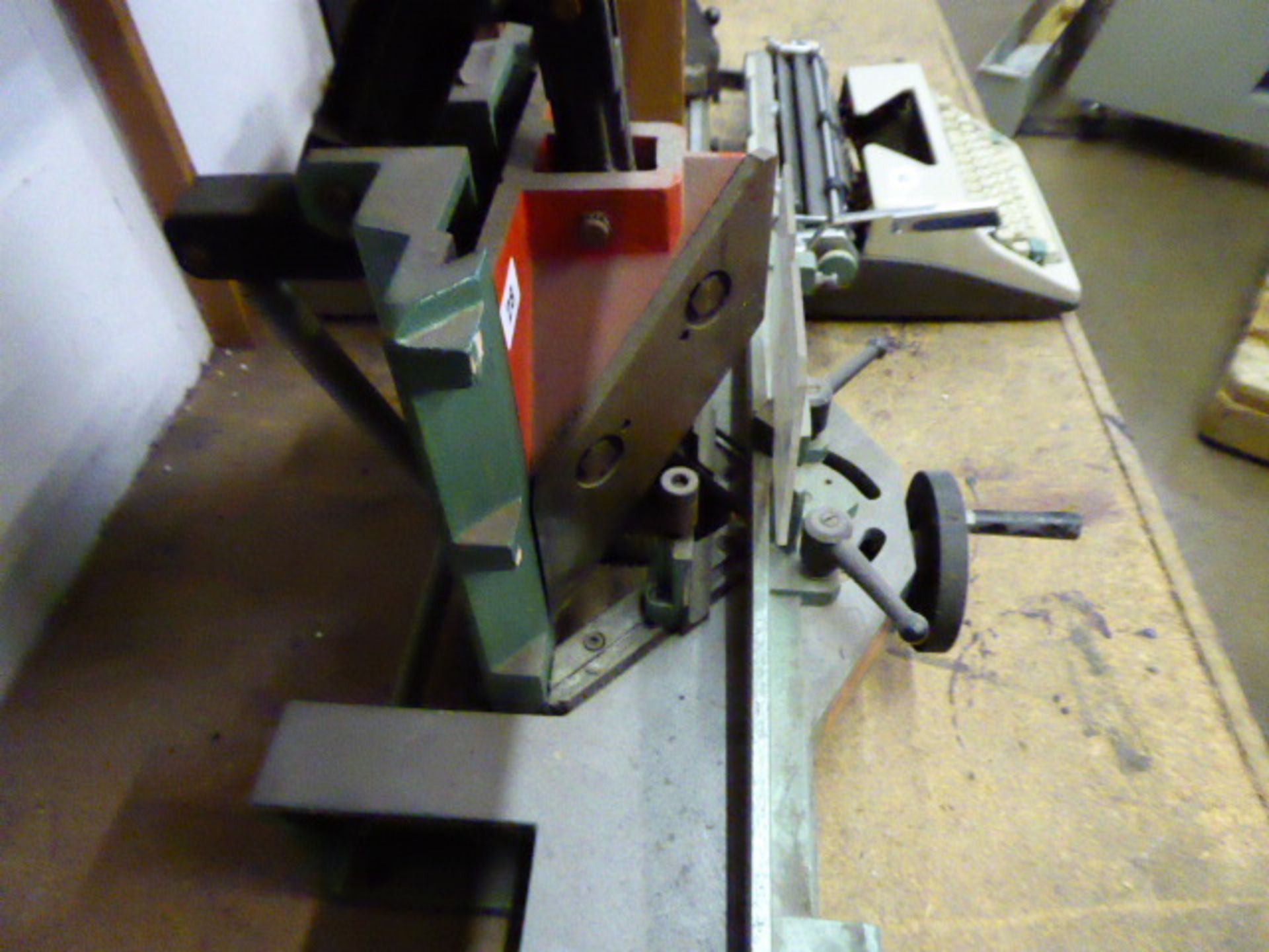 Autoguil Roteguil bench mounted miter guillotine cutter - Image 3 of 3