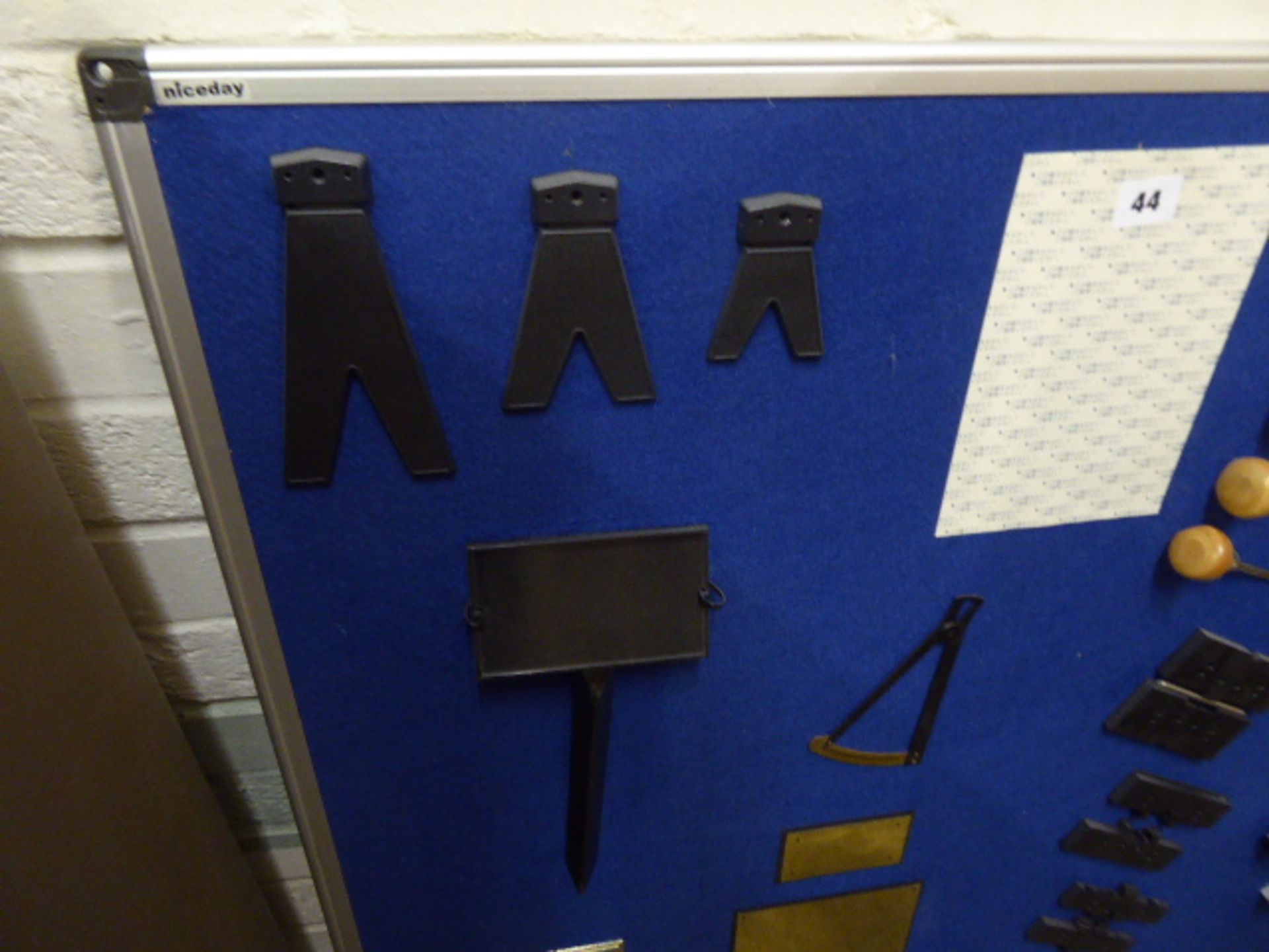 Pin board with sample tooling plus a folding workbench - Image 3 of 4
