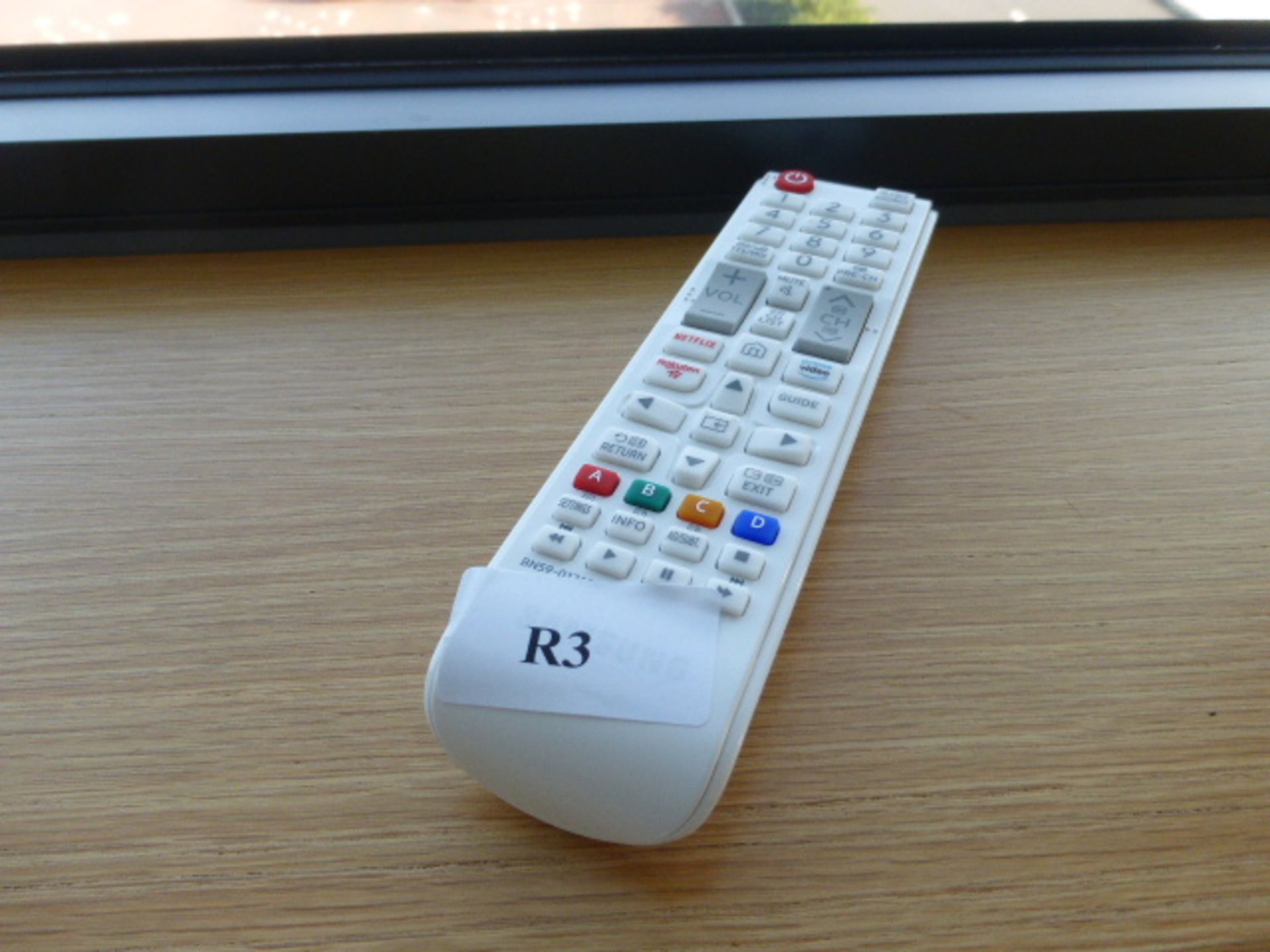 R3 50 Samsung Crystal UHD 4K TV UE50TU8510U inc Box B5 - Image 2 of 2
