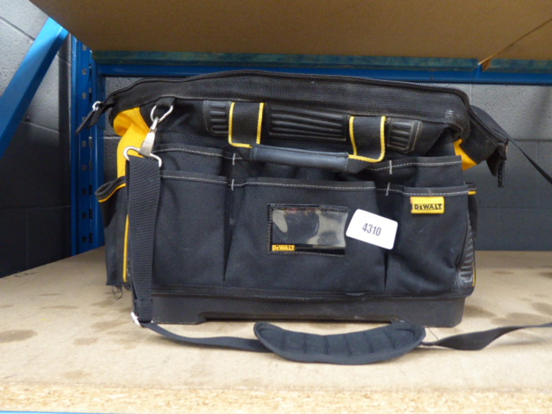 Dewalt toolbag