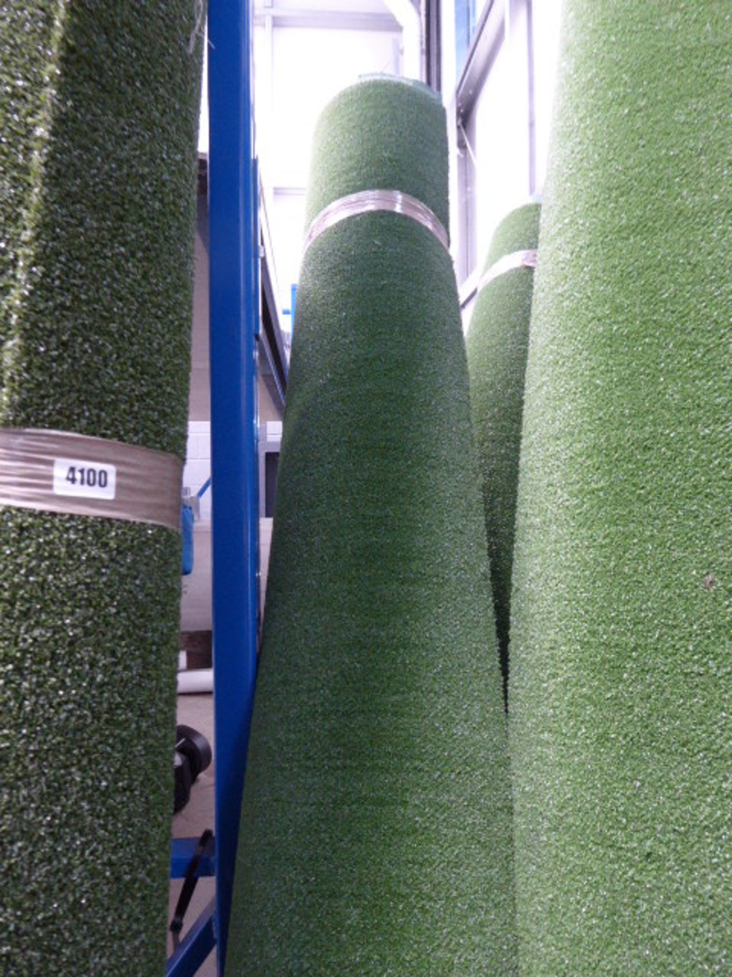 2.75m x 5m roll of astro turf