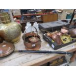 Copper and brassware including coal scuttle, warming pan, pots and jugs