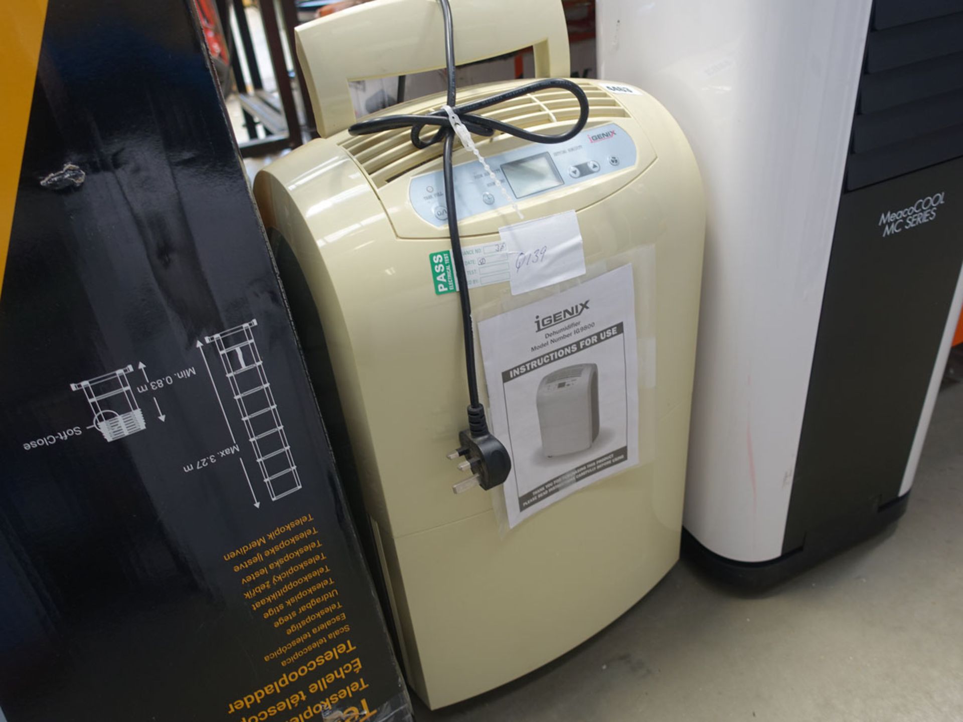 4476 IGeniX dehumidifier