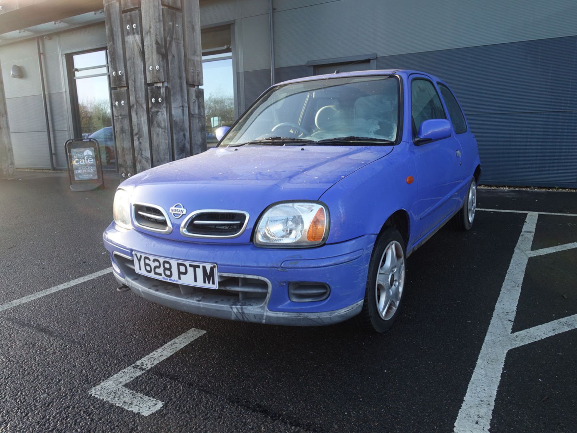 Y628 PTM (2001) Nissan Micra Activ 3 door hatchback, petrol in blue MOT: 12/7/2021 - Image 2 of 9