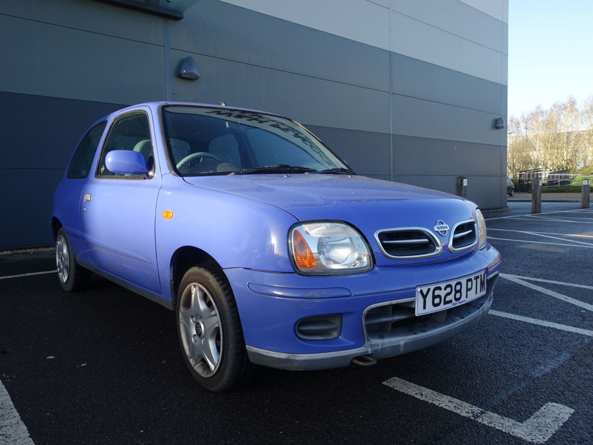 Y628 PTM (2001) Nissan Micra Activ 3 door hatchback, petrol in blue MOT: 12/7/2021