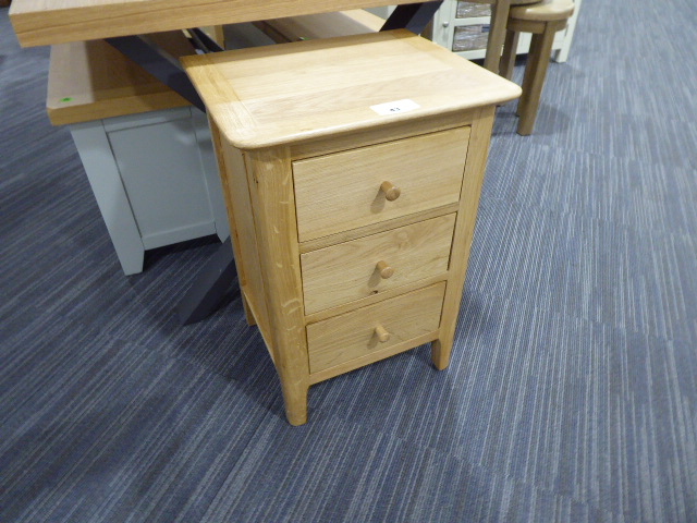 Bergen Oak Large Bedside Cabinet (56)