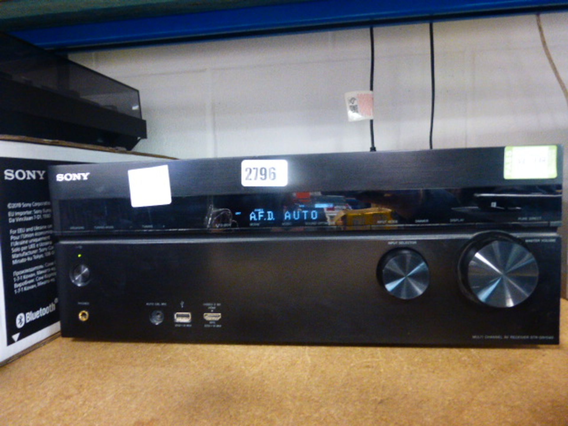 (132) Sony AV receiver model STR-DN1040