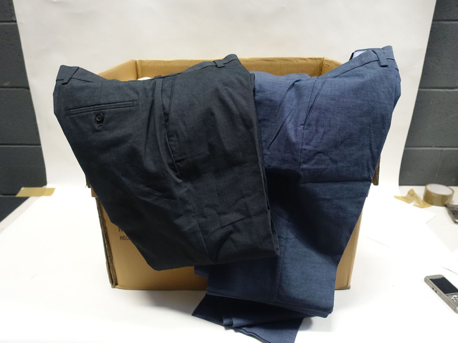 Box containing 36 pairs of gents trousers by Kirkland in blue and black (various sizes) - Image 2 of 2