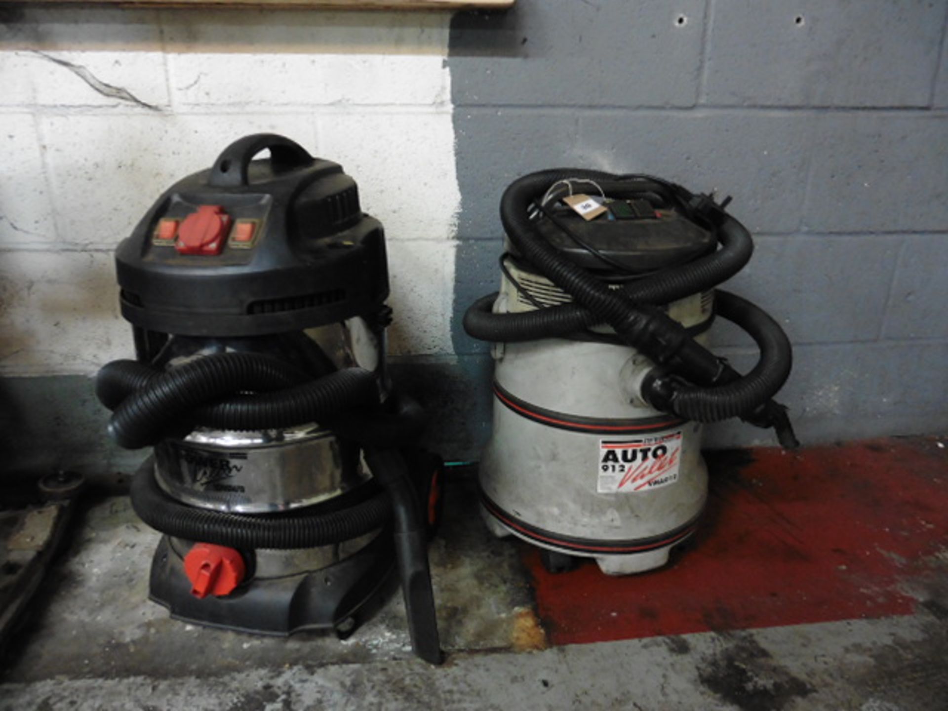 Sealey wet & dry vacuum cleaner and a Sealey industrial vacuum cleaner
