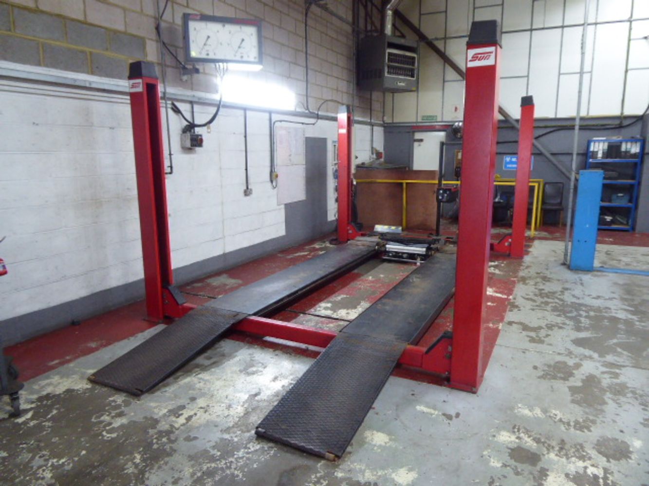Garage Vehicle Lifts, Equipment and Tools