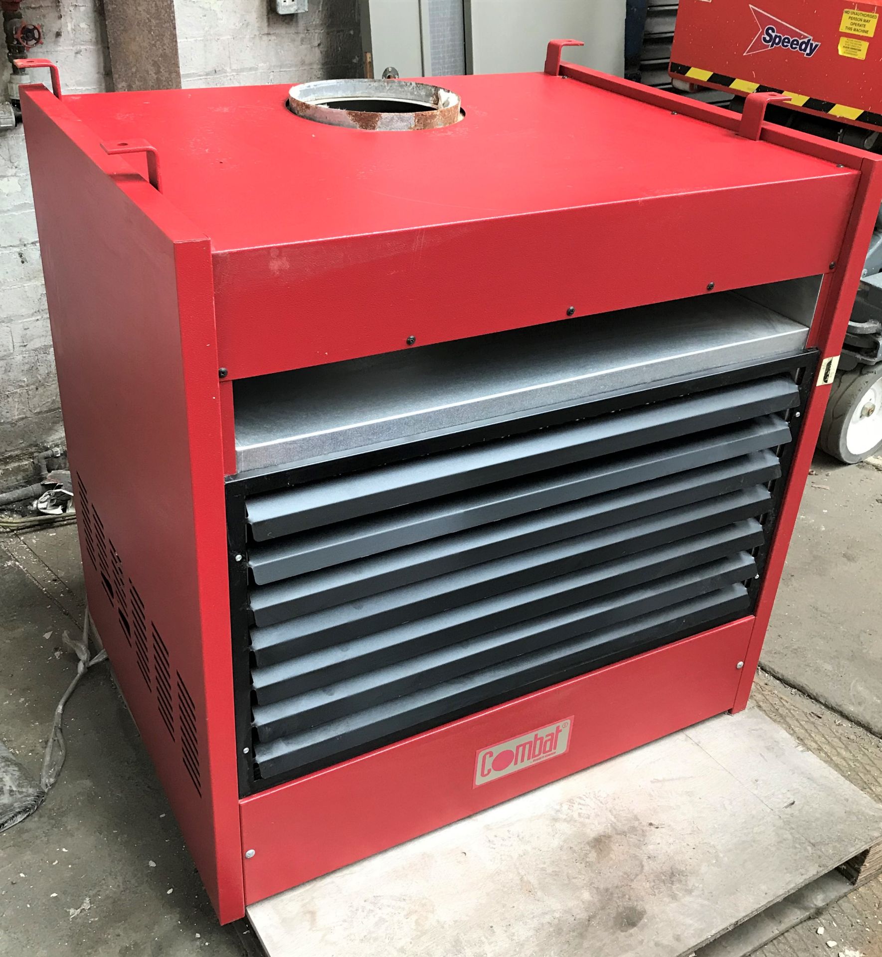 A Combat Model CUHA240 Natural Gas Fired Space Heater, 70.31kW, disconnected (collection by - Image 2 of 5