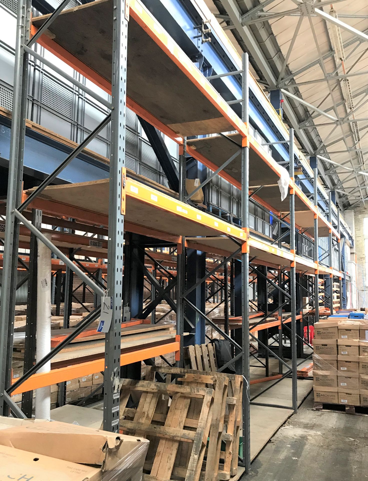 5 bays of 3 tier Boltless Steel Pallet Racking with Boarded Shelving comprising: 6 Dexion