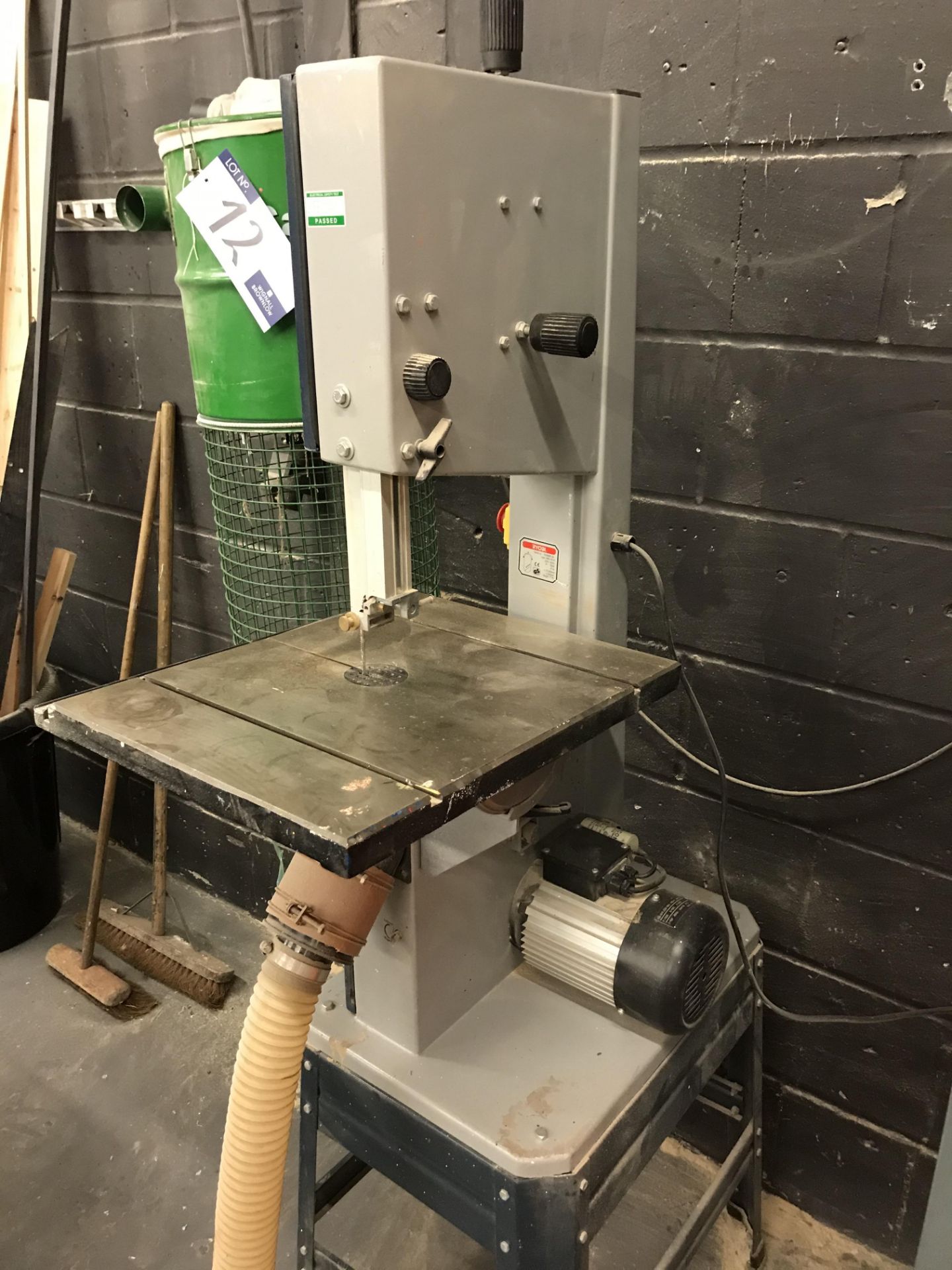 A Ryobi RBS-5518 180mm capacity, 305mm Deep In Throat Vertical Bandsaw No.003580-04. - Image 2 of 2