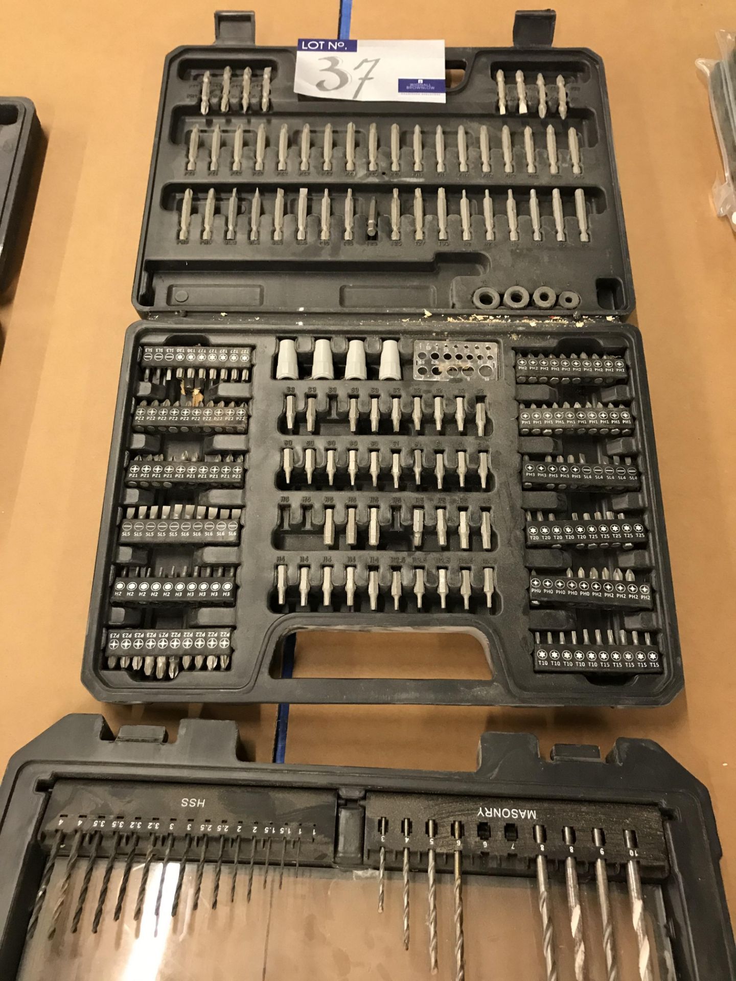 A Quantity of Drills, Hole Drills, and Driver Bits in 3 cases. - Image 2 of 2