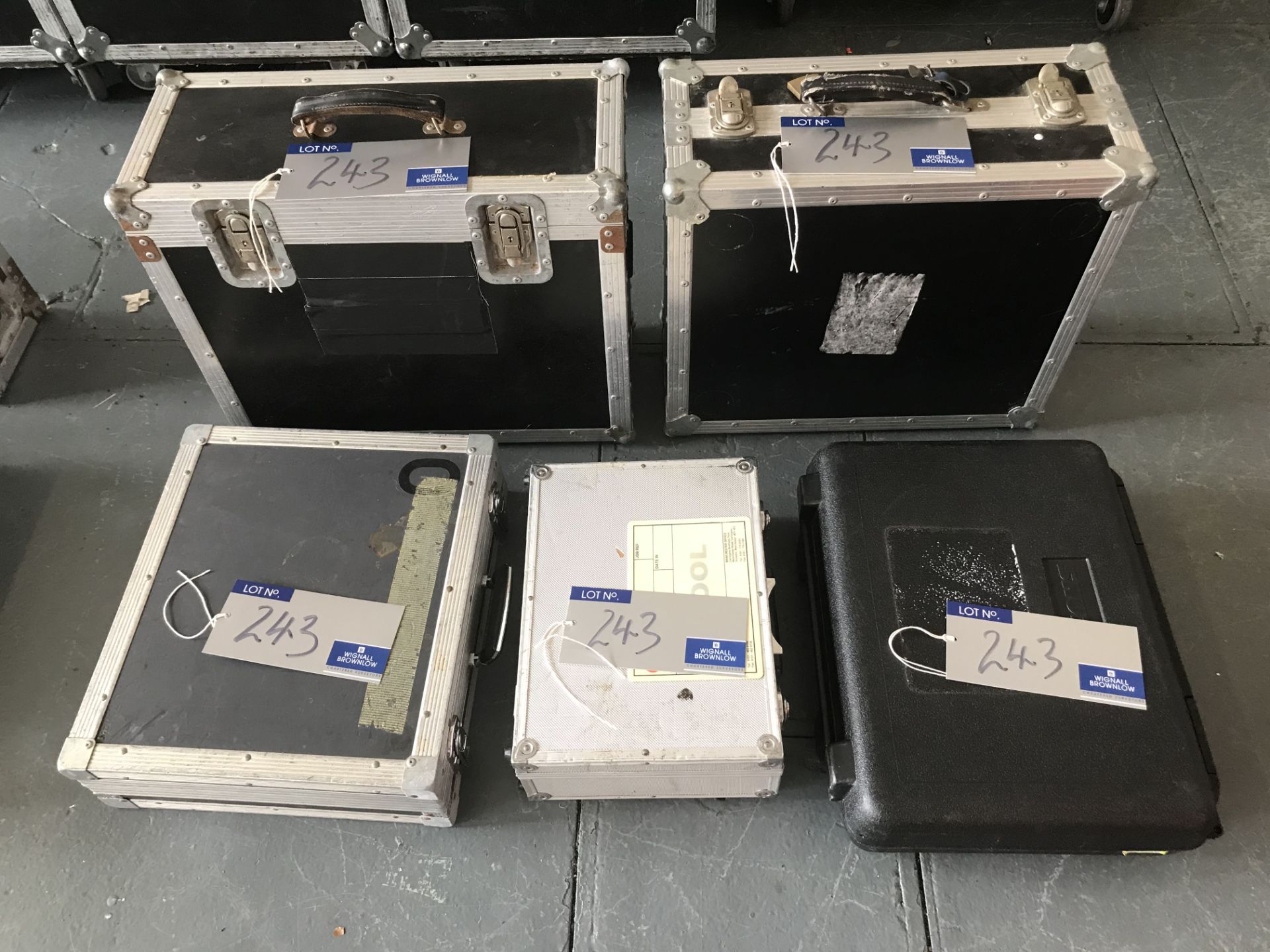 5 Various Flight Cases (located at Unit D10, Carrington Business Park, Manchester Road,