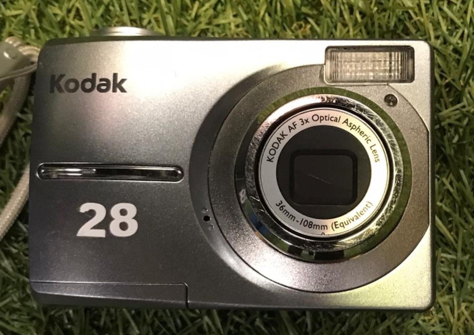 15 Kodak Easyshare C813 Digital Cameras (silver)(located at ADA Support, 178 Burnley Road, Wier,