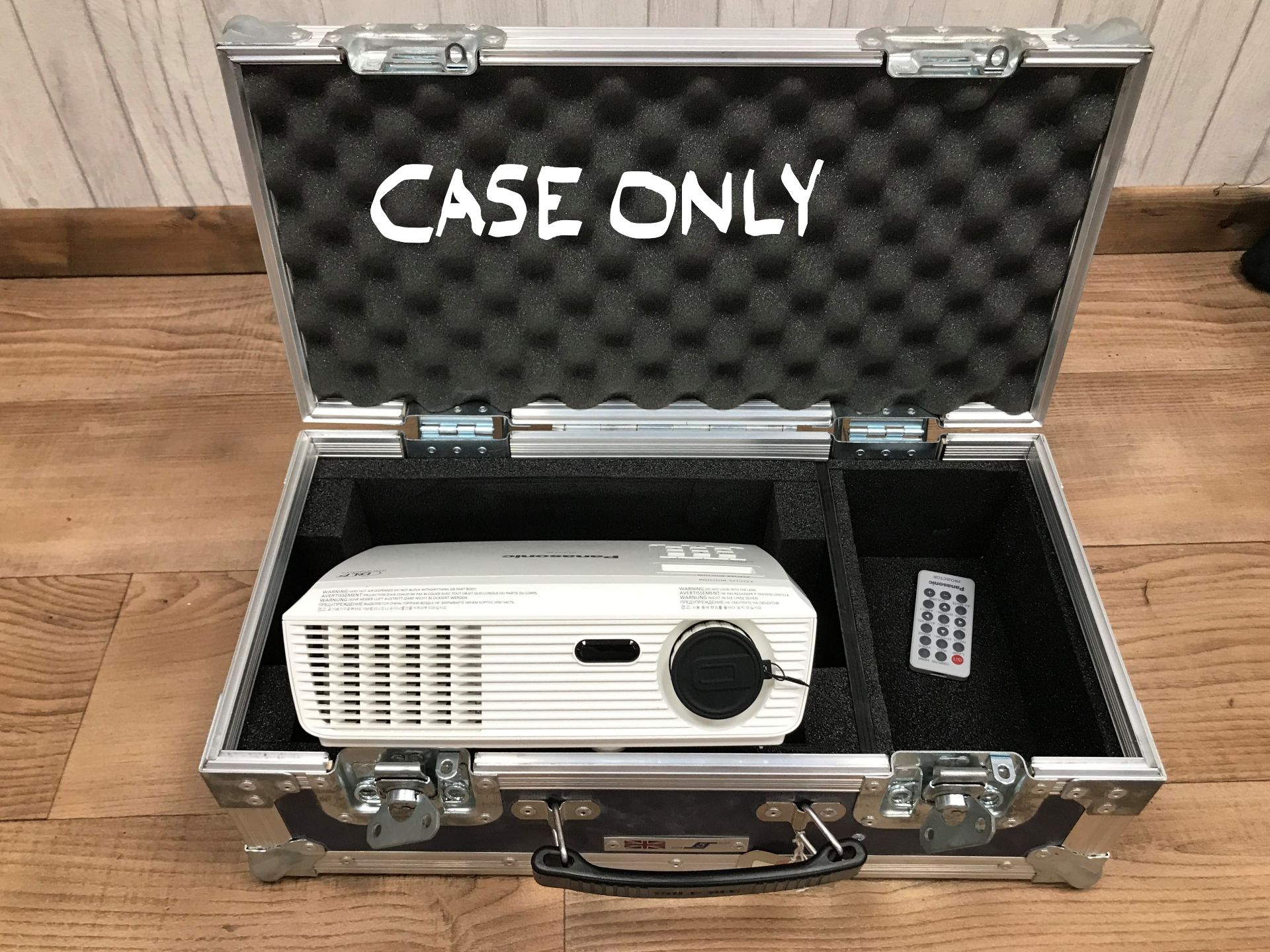 A 5 Star Flight Case, 510mm x 260mm x 180mm (located at ADA Support, 178 Burnley Road, Wier,