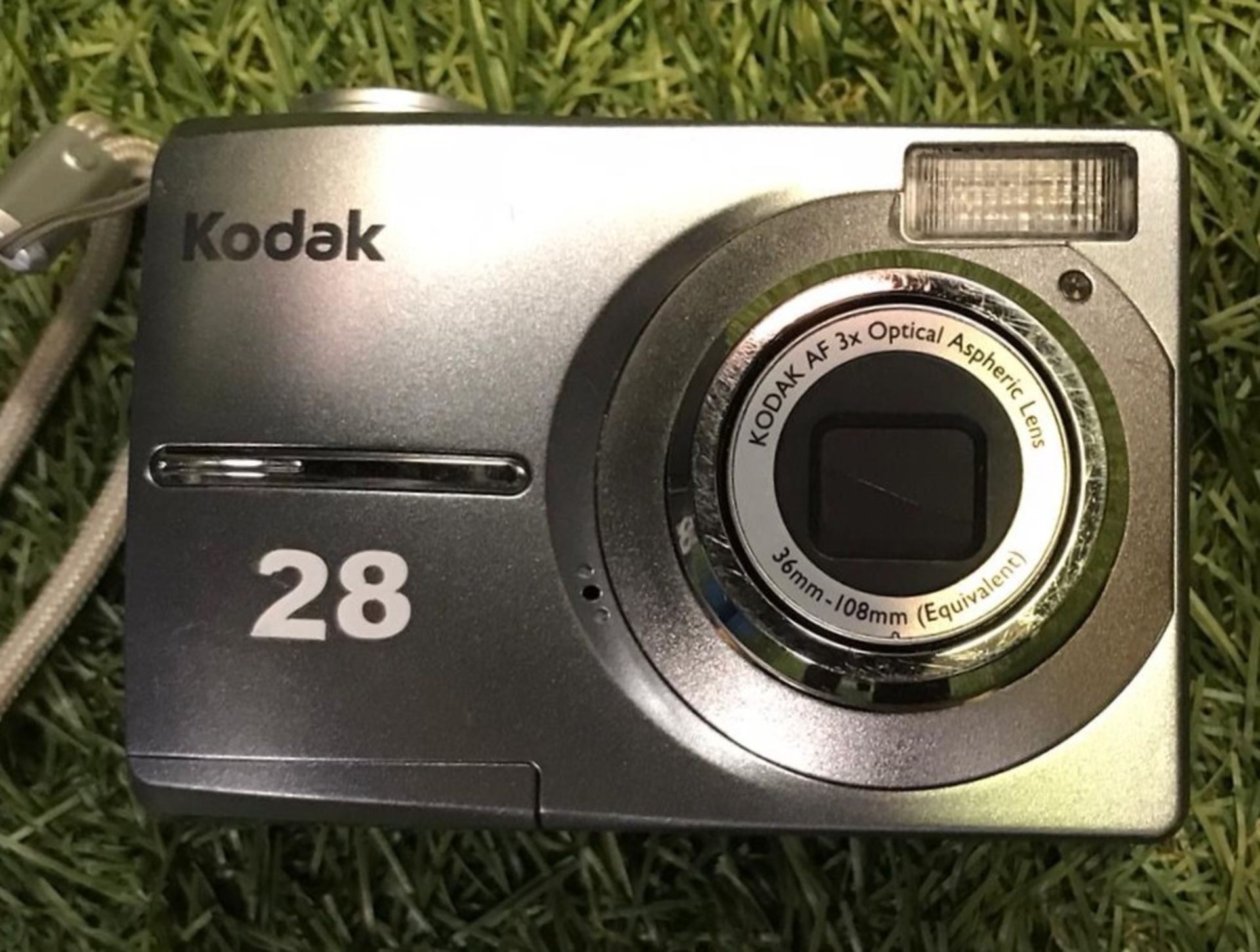 15 Kodak Easyshare C813 Digital Cameras (silver)(located at ADA Support, 178 Burnley Road, Wier,