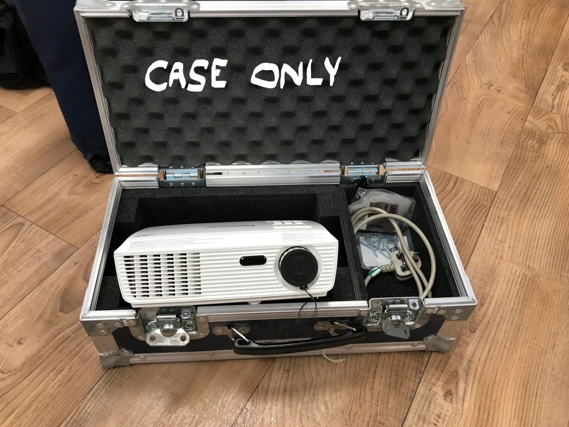 A 5 Star Flight Case, 510mm x 260mm x 180mm (located at ADA Support, 178 Burnley Road, Wier,