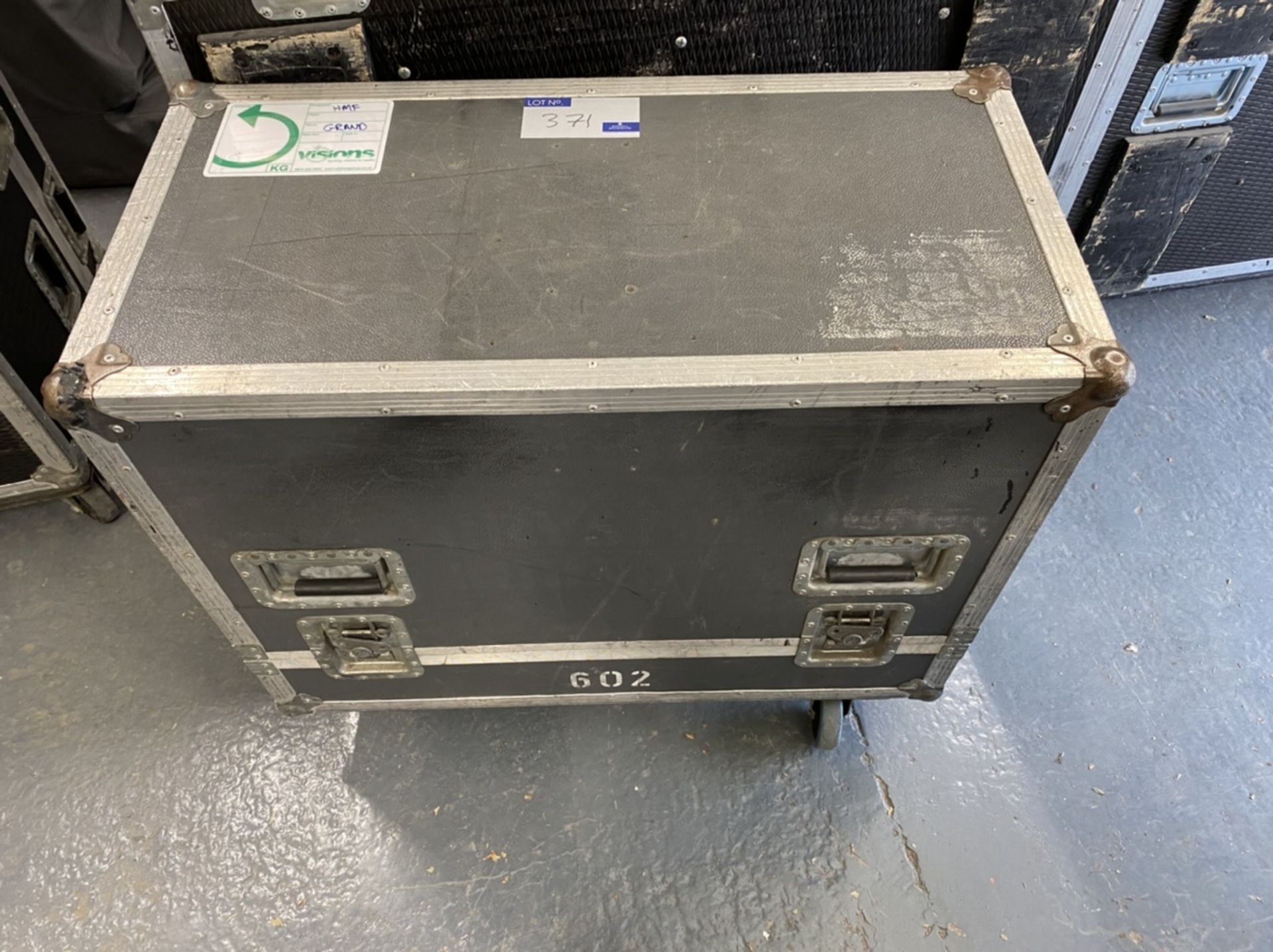 A Mobile Flight Case for D+B C690 Speakers, 915mm x 455mm x 680mm (located at 17 Deer Park Road,