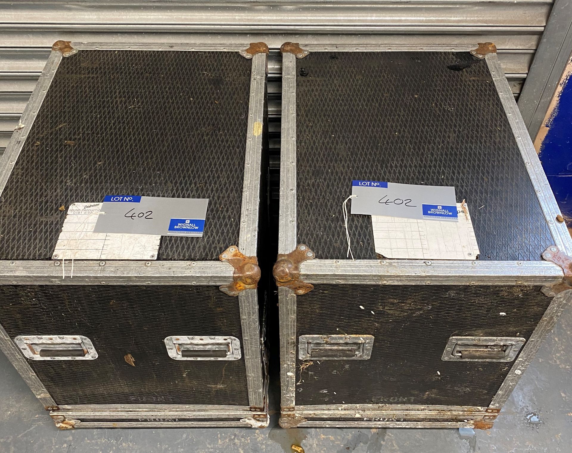 2 Flight Cases, 760mm x 560mm x 680mm (need repairs)(located at 17 Deer Park Road, London, SW19