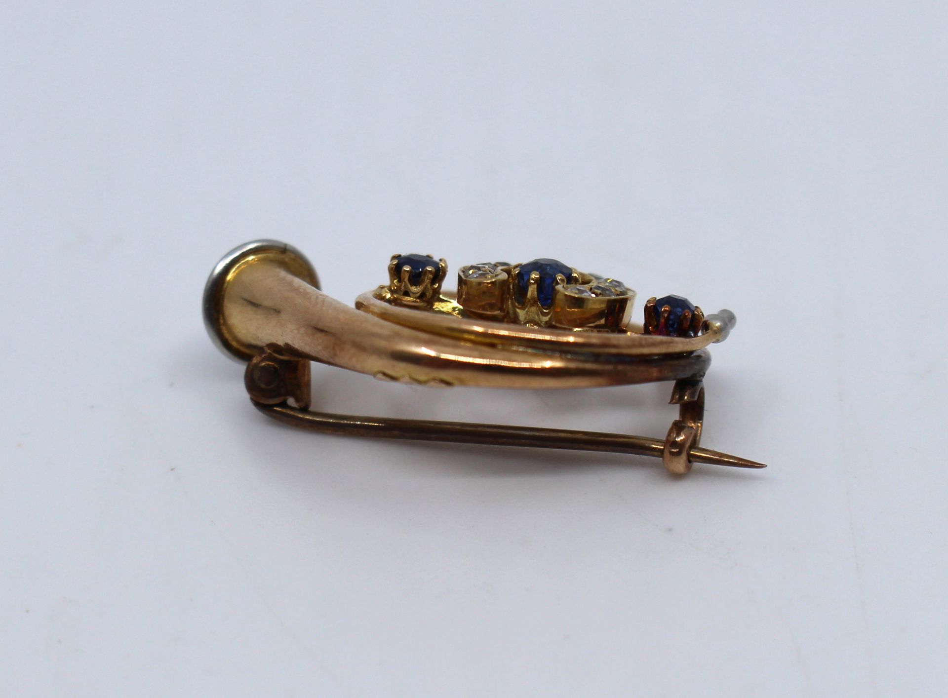 Edwardian Diamond & Sapphire Gold Hunting Horn Brooch - Image 2 of 3