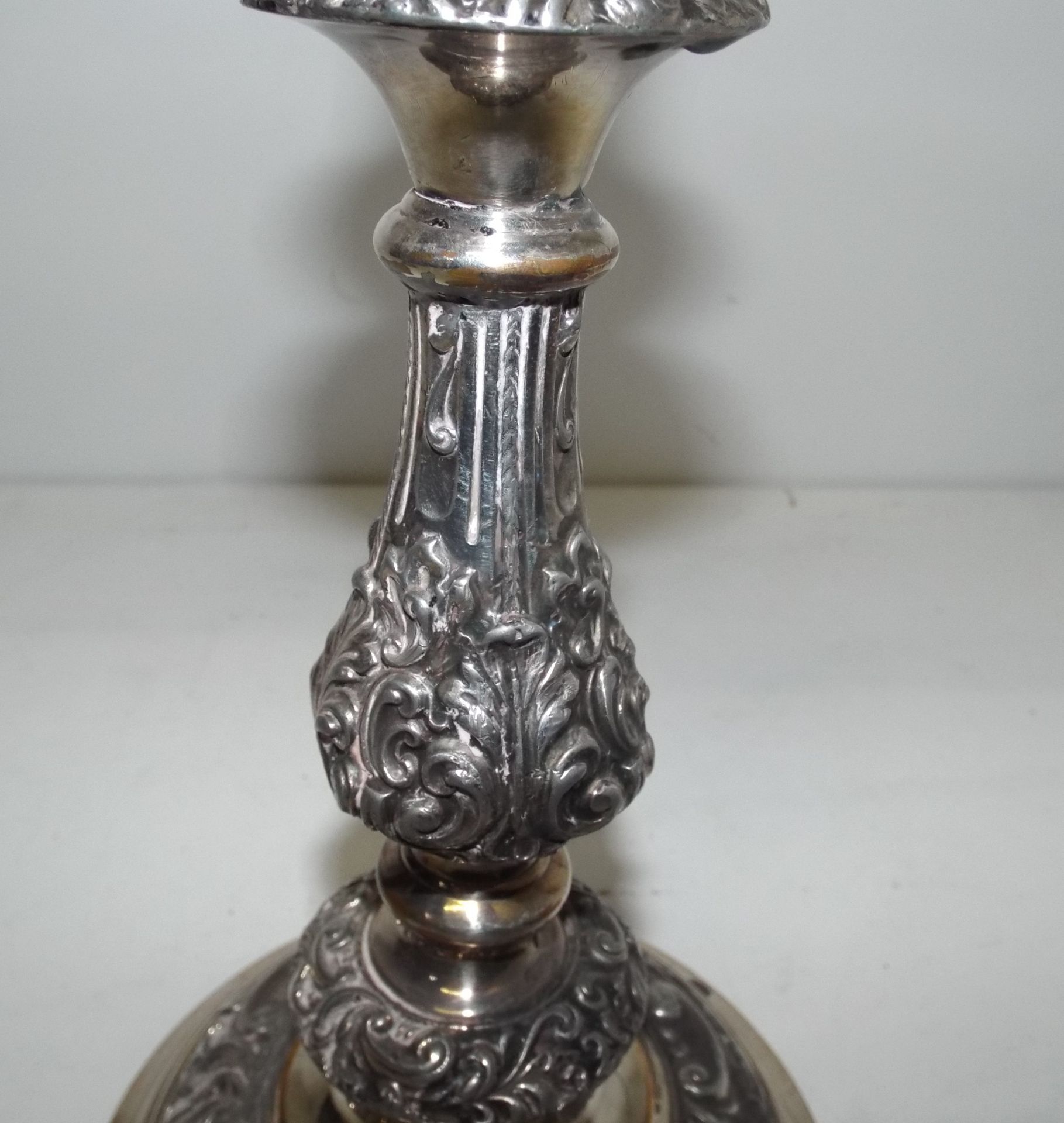 Pair of Antique Late Georgian Sheffield Plate Candelabras - Image 3 of 8