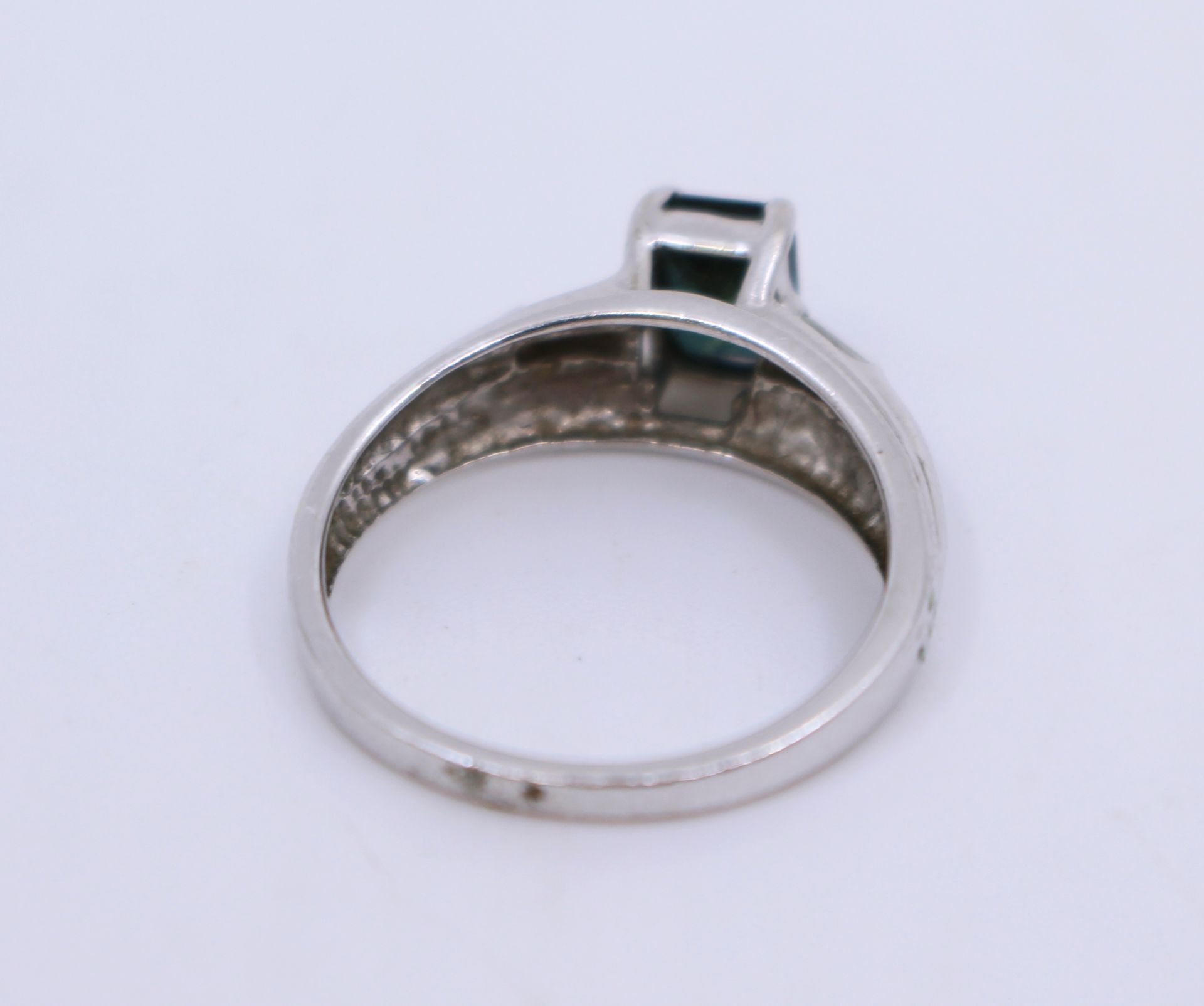 Emerald Cut Tourmaline 14ct White Gold Ring - Image 4 of 4