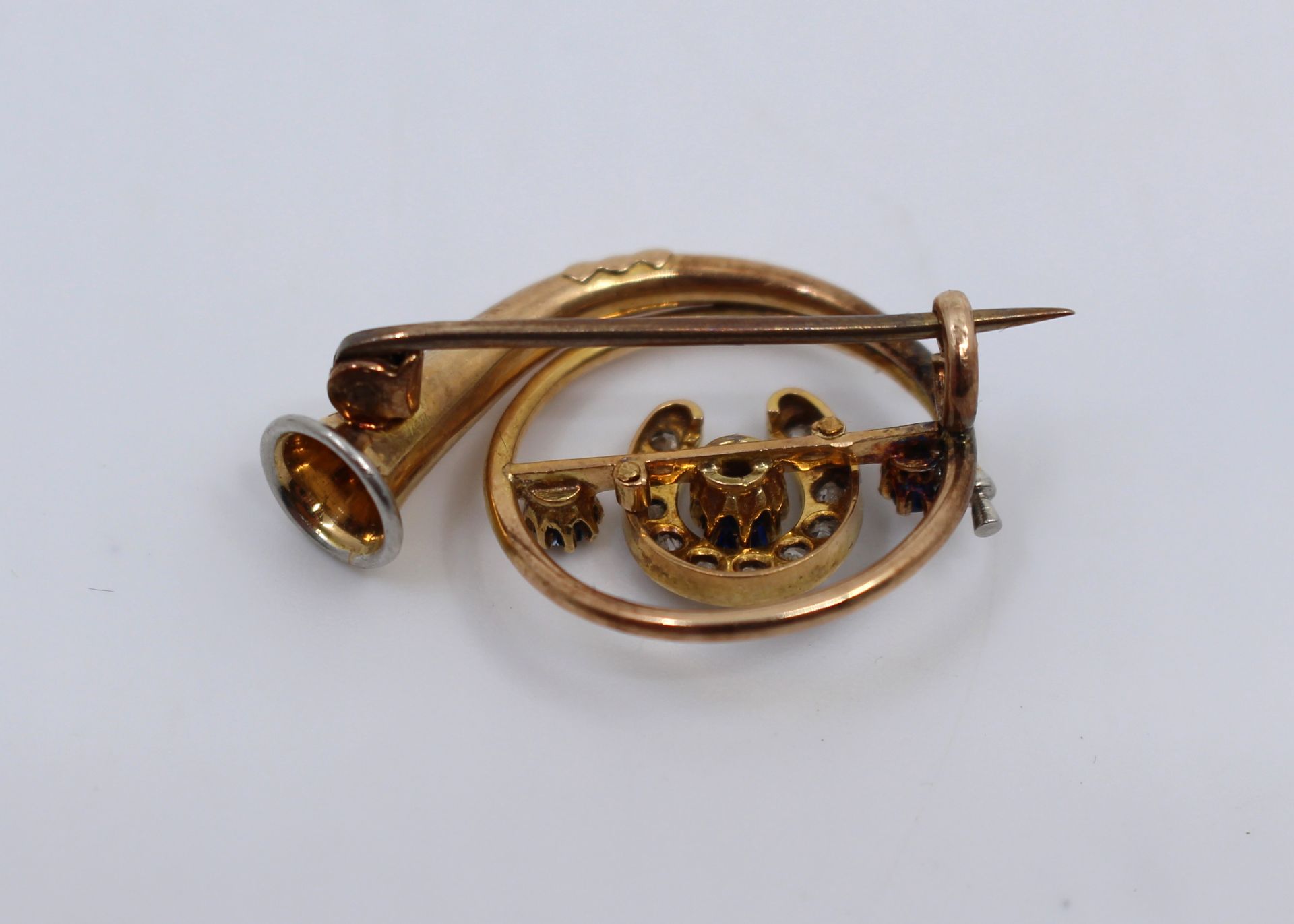 Edwardian Diamond & Sapphire Gold Hunting Horn Brooch - Image 3 of 3