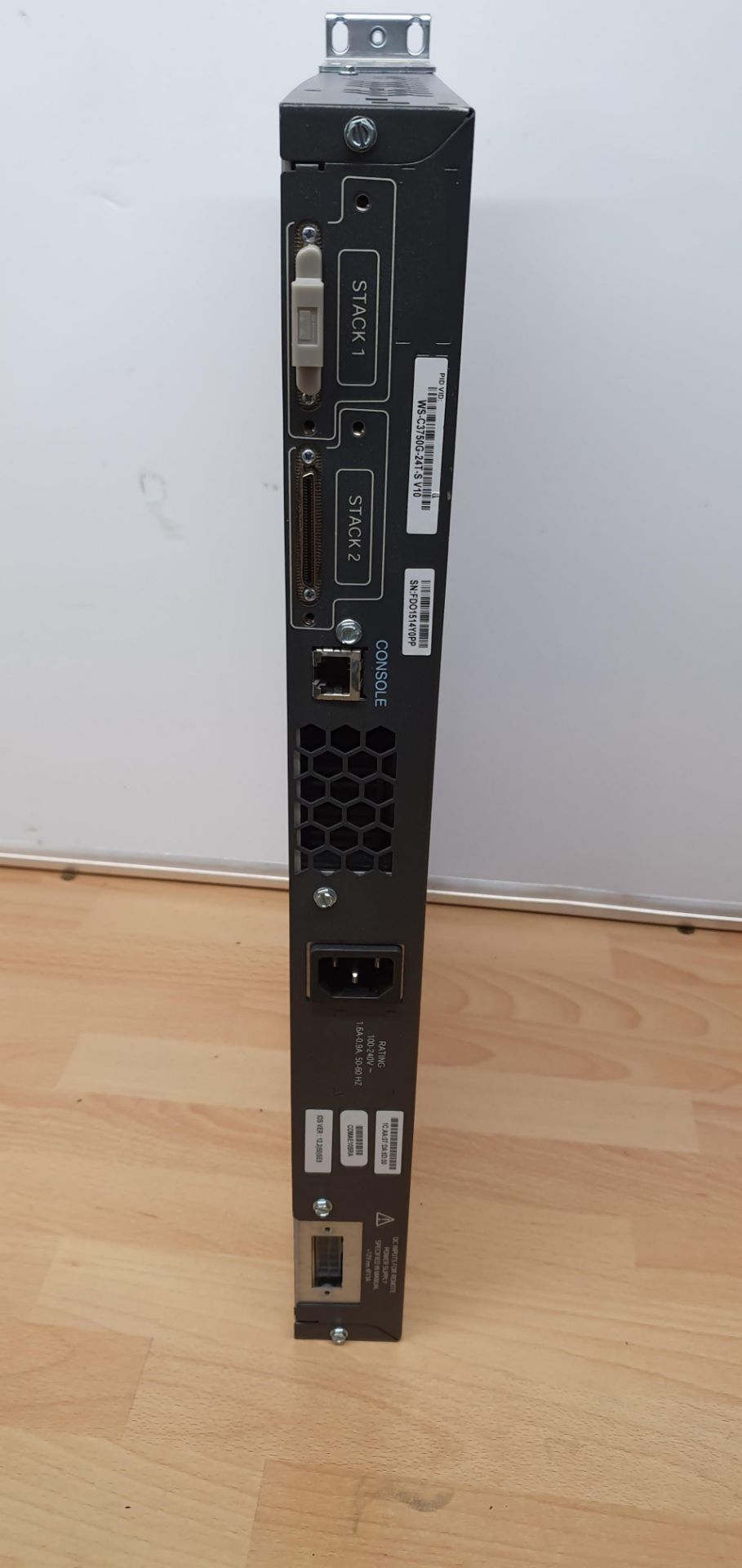 Cisco WS-C3750G-24TS-S1U Cisco Catalyst 3750G-24TS - Switch - 24 ports - Image 4 of 4