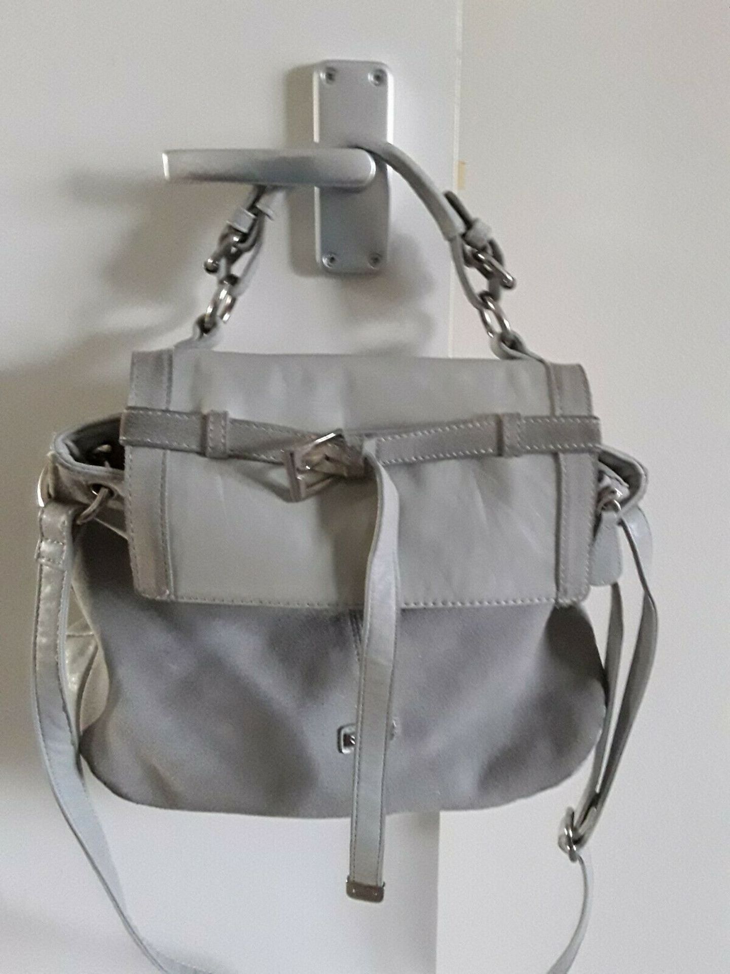 Cross body woman bag. - Image 3 of 3