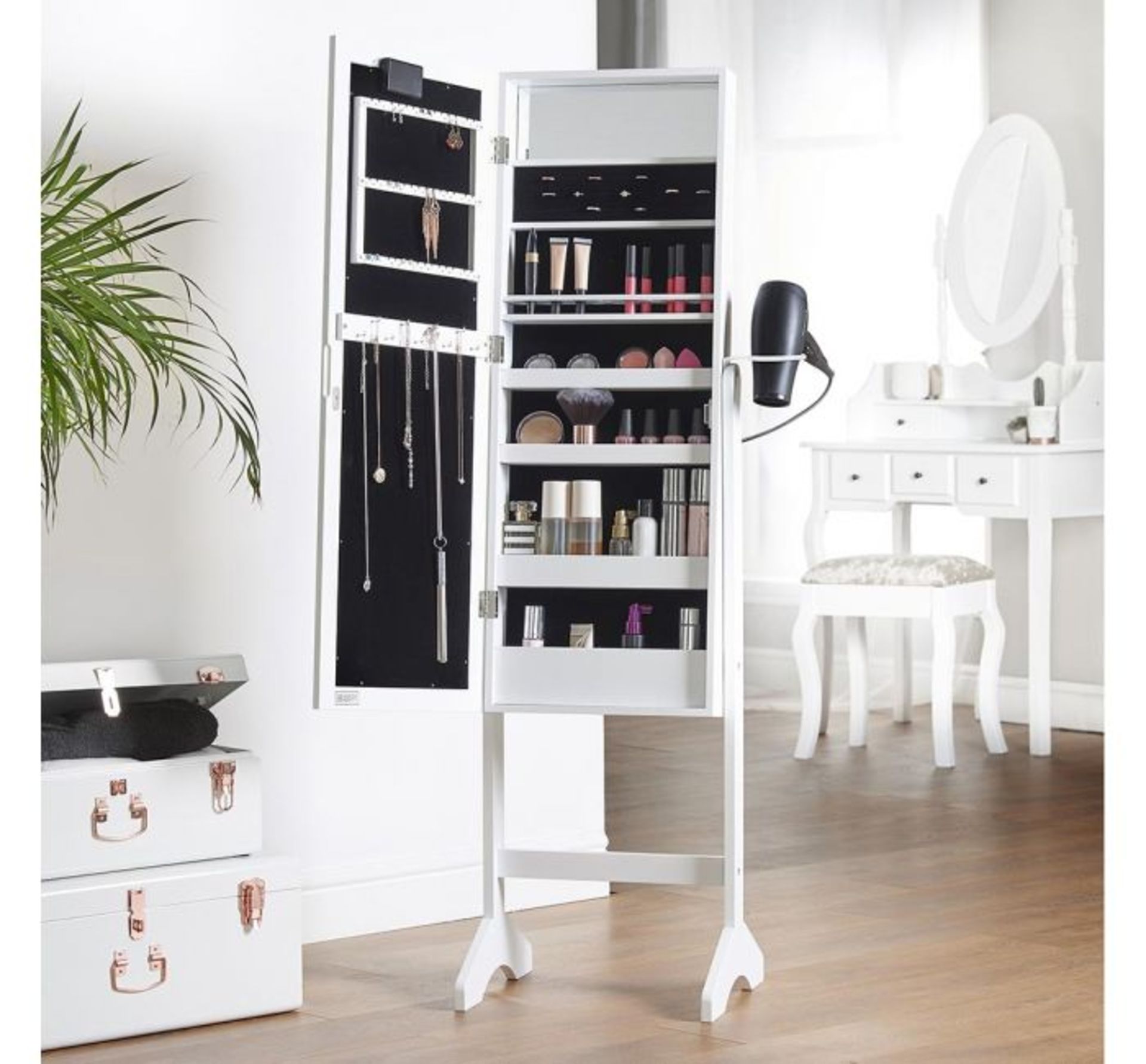 (JL11) White LED Armoire Storage Mirror Free standing mirror and jewellery cabinet holds up to...