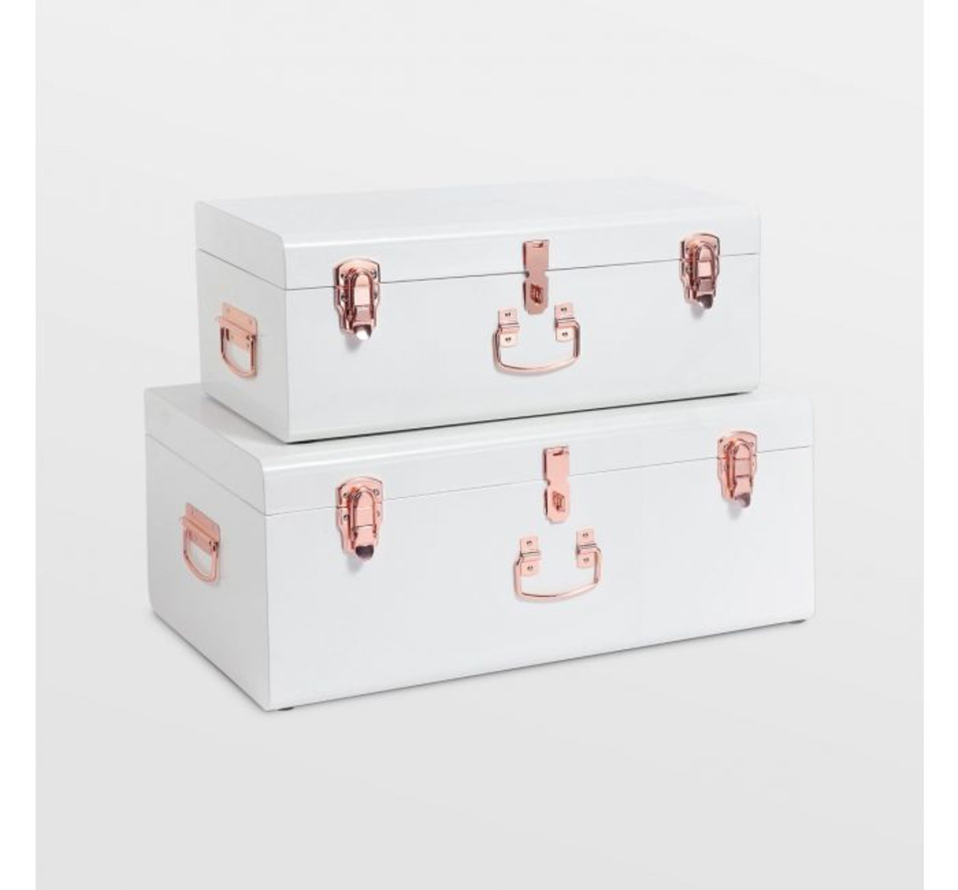 (JL39) Cream Storage Trunks - Set of 2 Fill your trunks with anything from bedding, towels and... - Image 2 of 3