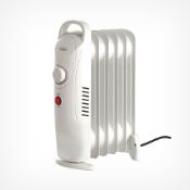 (G77) 6 Fin 800W Oil Filled Radiator - White. Compact yet powerful 800W radiator with 6 oil-fi...