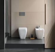 (RR111) Keramag Floor Standing Toilet. Fits effortlessly into even the most contemporary of b... (