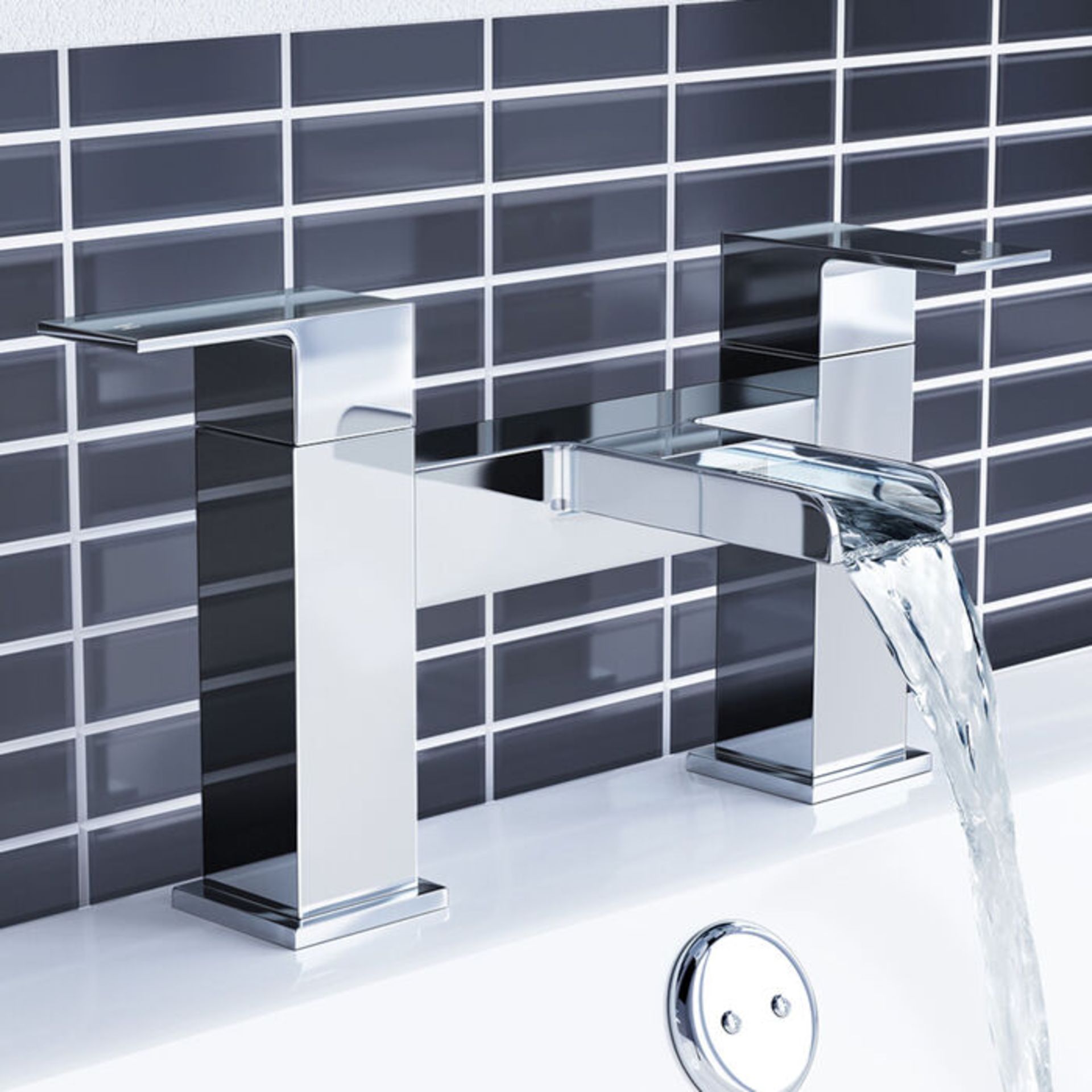 (XL46) Niagra II Waterfall Bath Mixer Taps. Modern design: Our Niagra Range of taps is carefull... - Image 3 of 3
