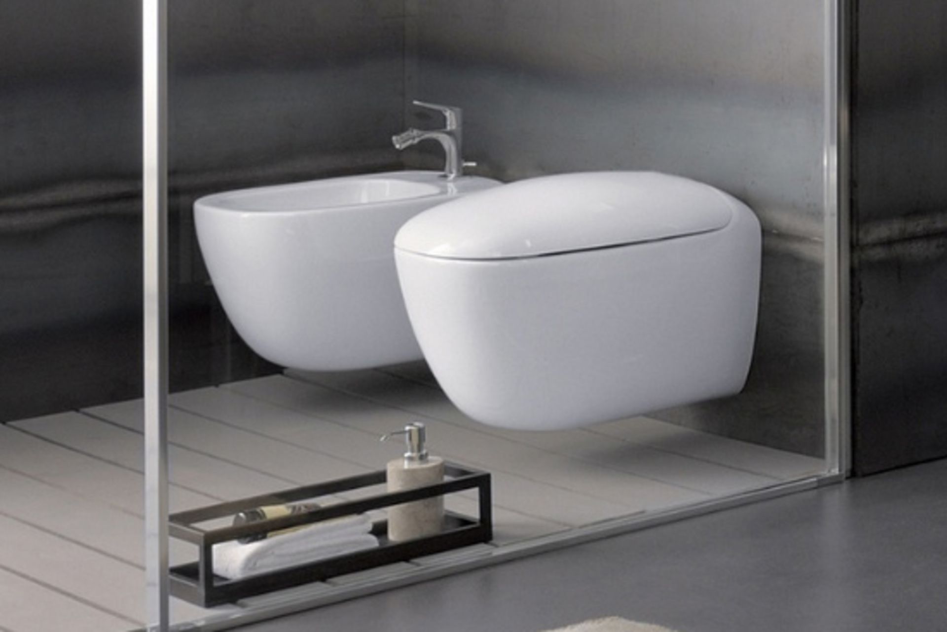 (XL36) Citterio Wall Hung Toilet RRP £427.99. Creates a chic,minimalist look. The Citterio ra...